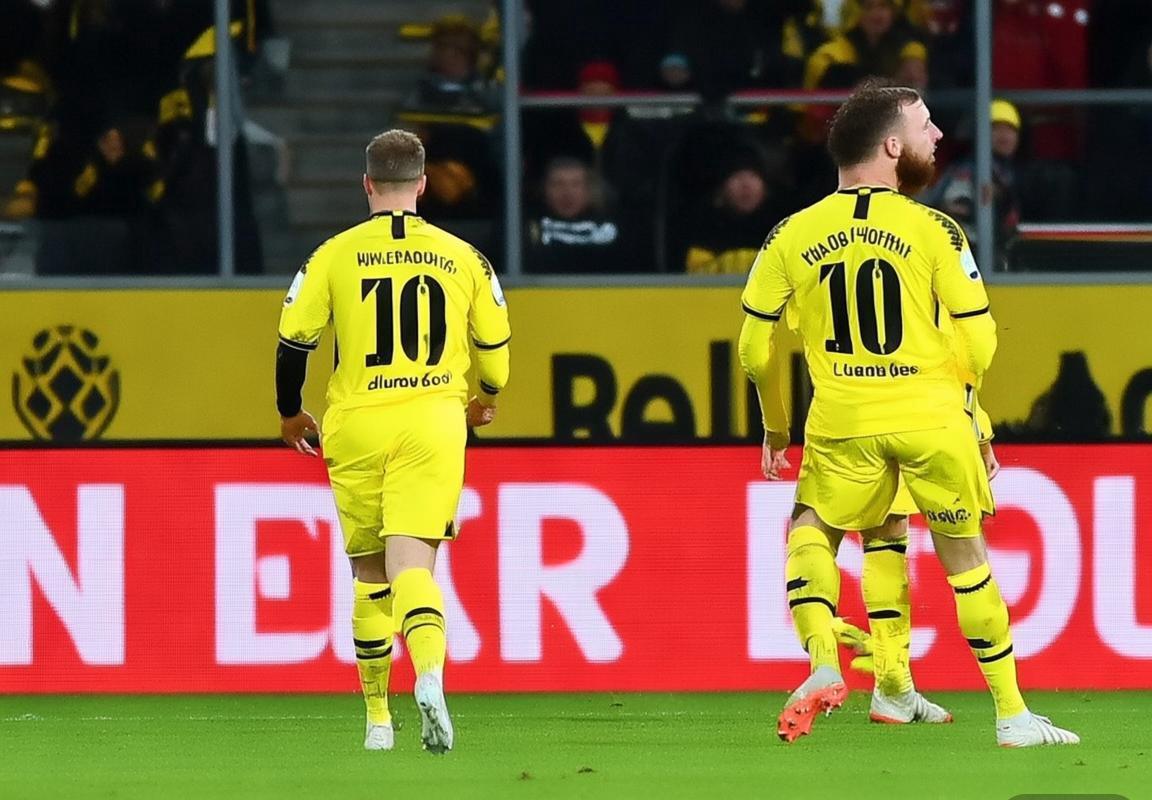 西甲皇马巴萨分差拉大，德甲拜仁慕尼黑与多特蒙德双双爆冷